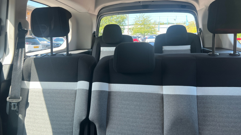 Citroen Berlingo 100kW Plus XL 52kWh 5dr Auto [7 Seat] Electric Estate